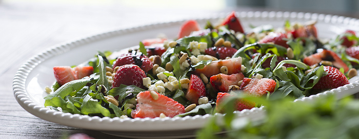 Rucola-Salat mit Erdbeeren
